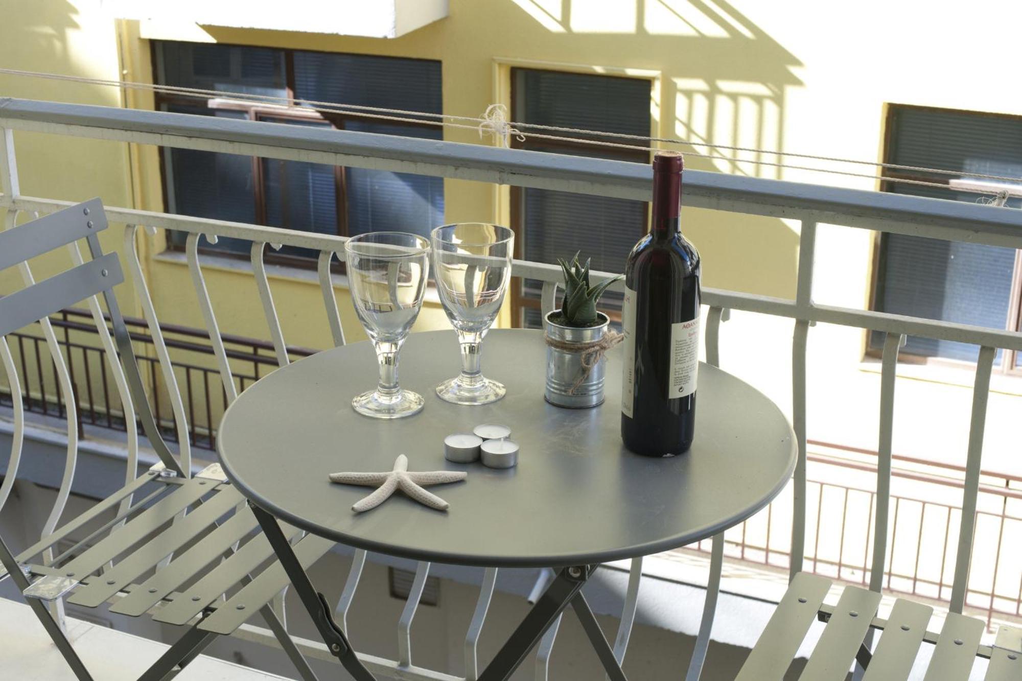 Victoria Sq., A Cozy And Stylish Apartment Athene Buitenkant foto
